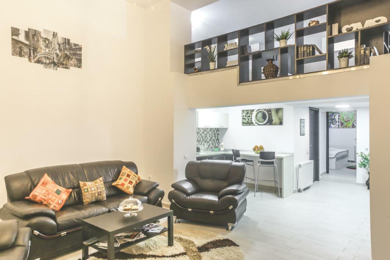 Apartmán Victoria Duplex Apartament Bukurešť Exteriér fotografie
